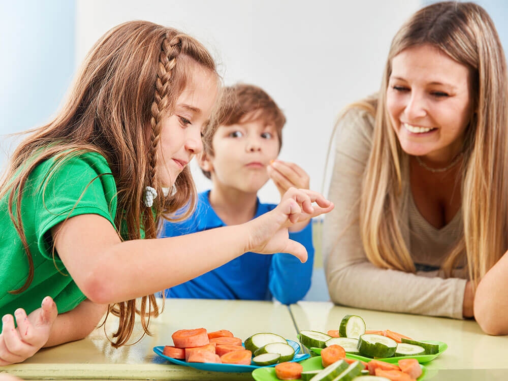 Servicio de monitores para comedores escolares