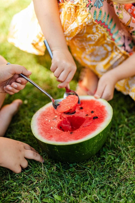 ¿Por qué contratar catering en casales de verano?