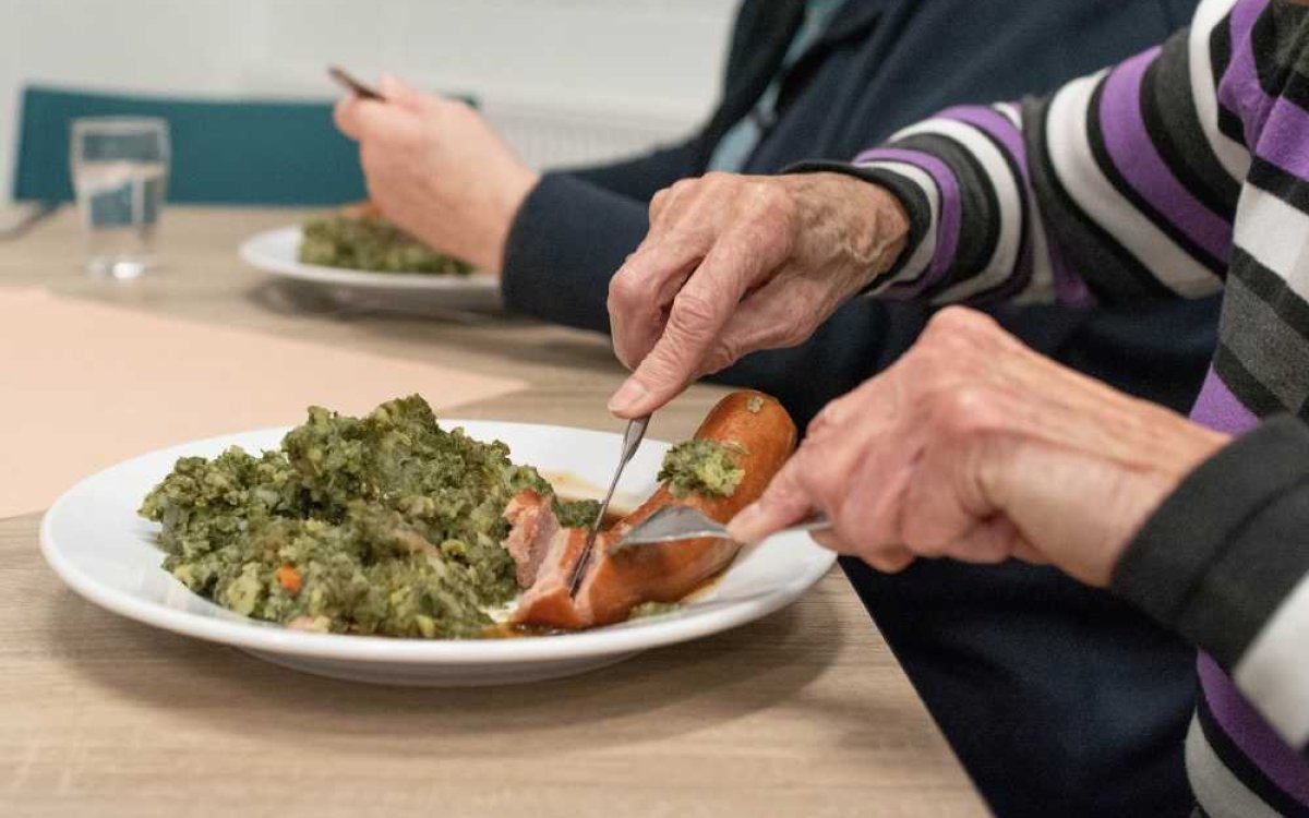 La Dieta Mediterrània en Residències d'Ancians: Clau per a una Tercera Edat Saludable